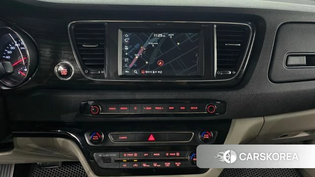 Kia The New Carnival 2019 Белый из Кореи, фото 5