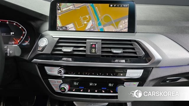 BMW X3 (G01) 2021 Черный из Кореи, фото 5