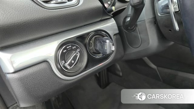 Porsche 718 Boxster 2018 Серебристо-серый из Кореи, фото 5