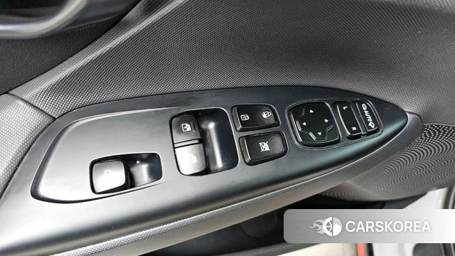 Hyundai Veloster (JS) 2021 Серебряный из Кореи, фото 5