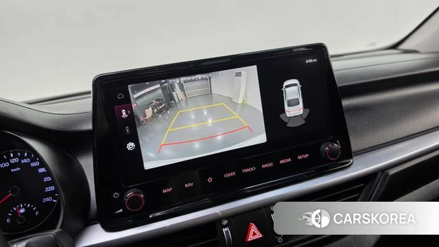Kia The New K3 2nd generation 2021 Белый из Кореи, фото 5