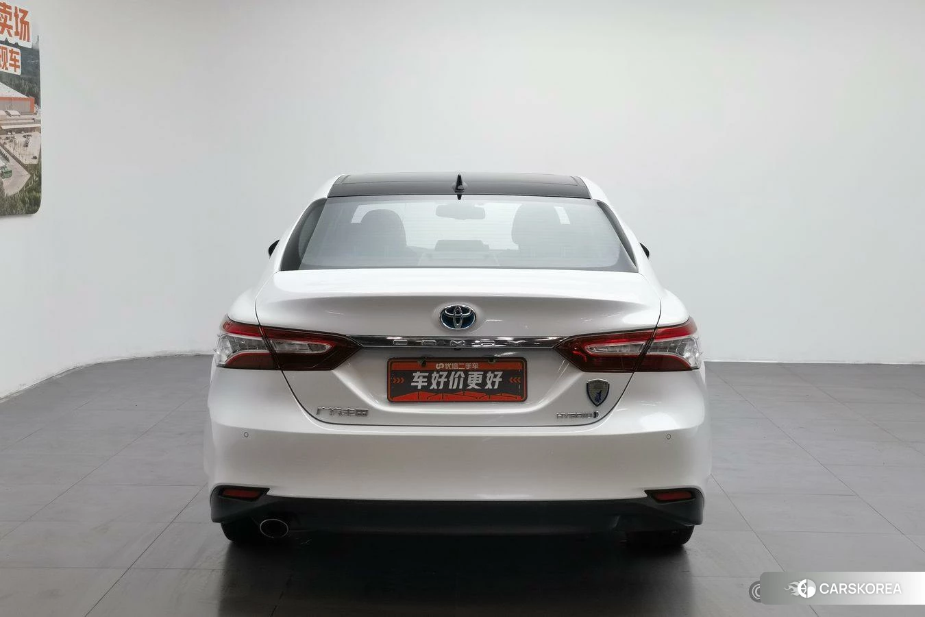 Toyota Camry 2021 Белый из Китая, фото 5