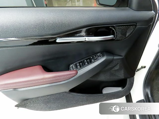 Kia Seltos 2021 Белый из Кореи, фото 5