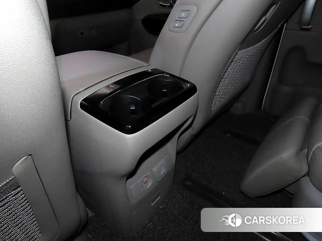 Kia The New Carnival 2019 Белый из Кореи, фото 5