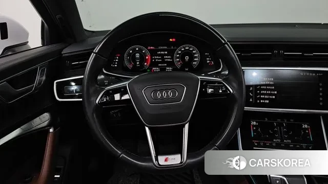 Audi A6 (C8) 2021 Белый из Кореи, фото 5