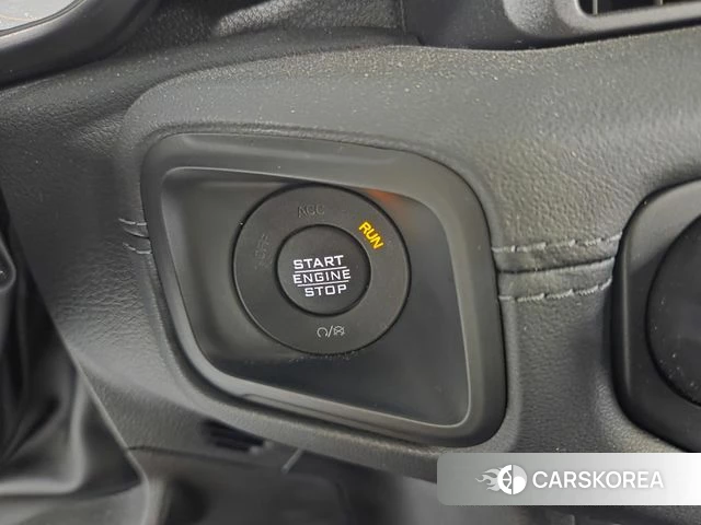 Jeep Wrangler (JL) 2024 Белый из Кореи, фото 5