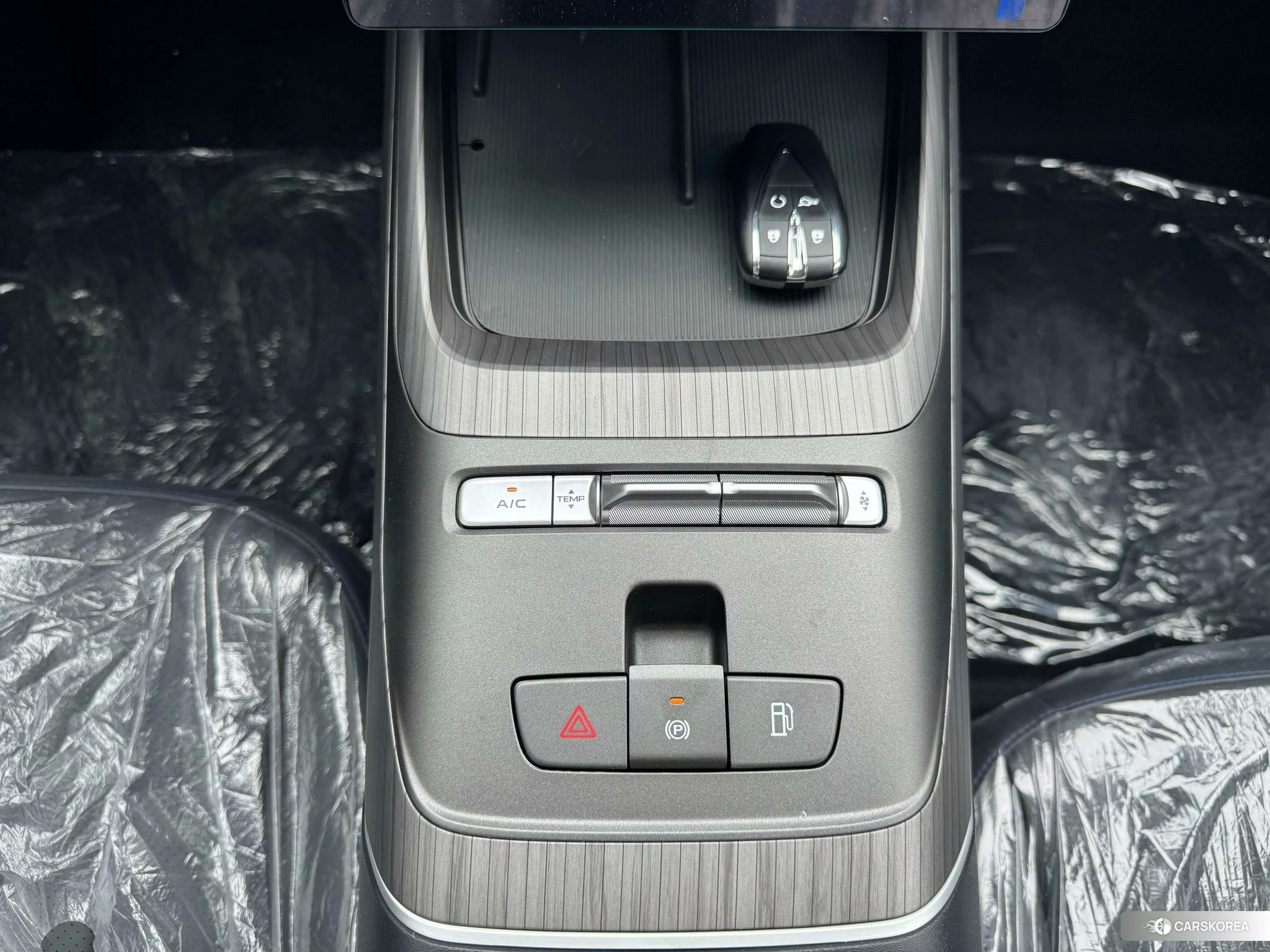 Chang'an Yidong PHEV 2025 Темно-серый из Китая, фото 5