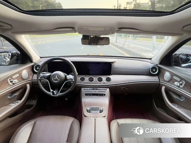 Mercedes-Benz E-class 2022 Черный из Китая, фото 5