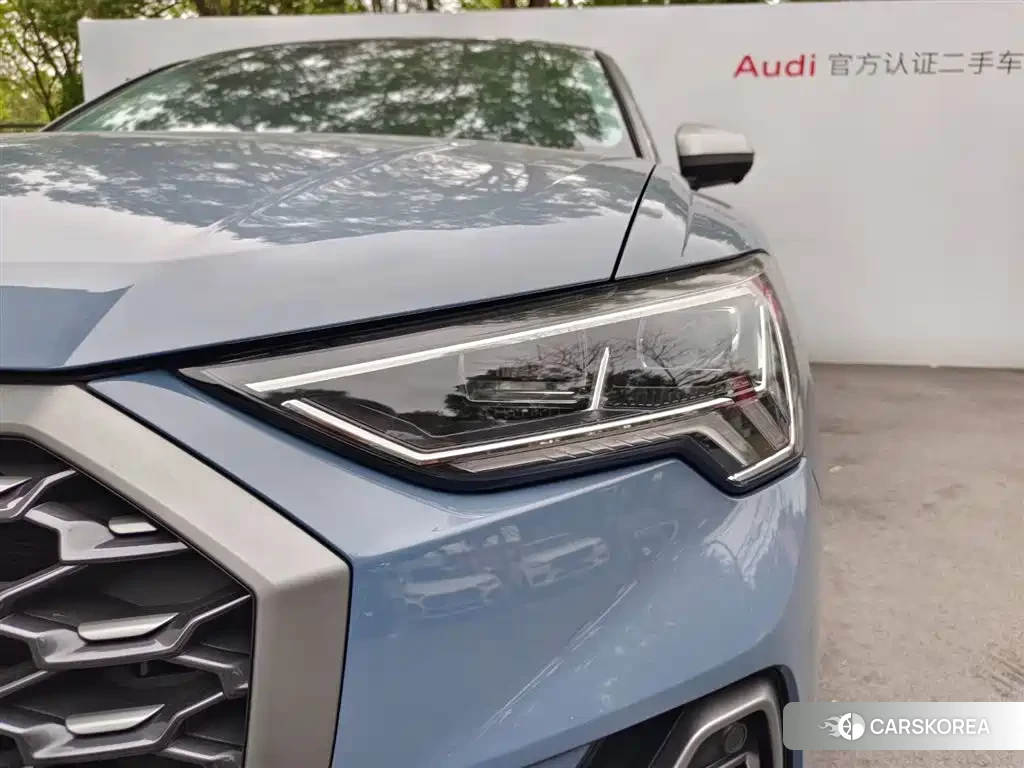 Audi Q3 Sportback 2022 Silver/gray из Китая, фото 5