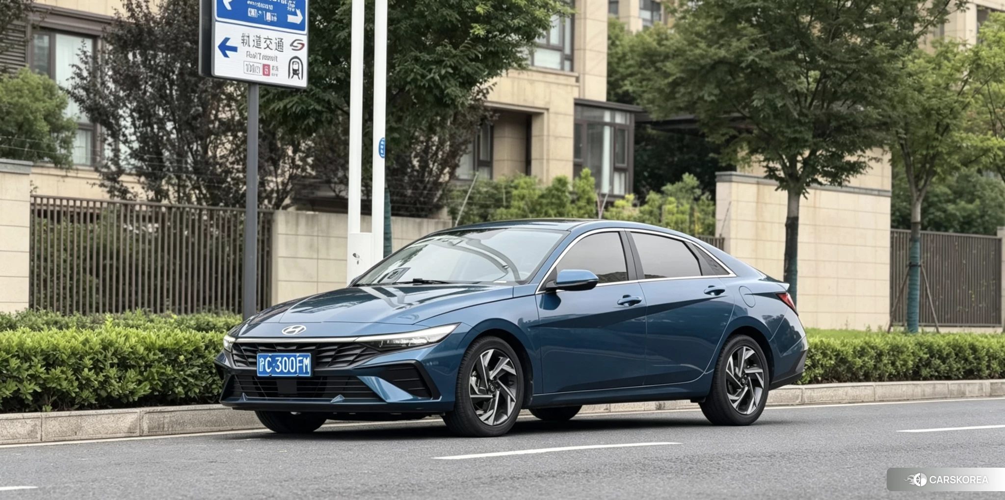 Hyundai Elantra 2023 Синий из Китая, фото 5
