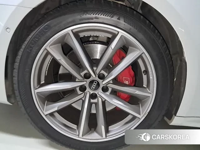 Audi A7 (4K) 2021 Белый из Кореи, фото 5