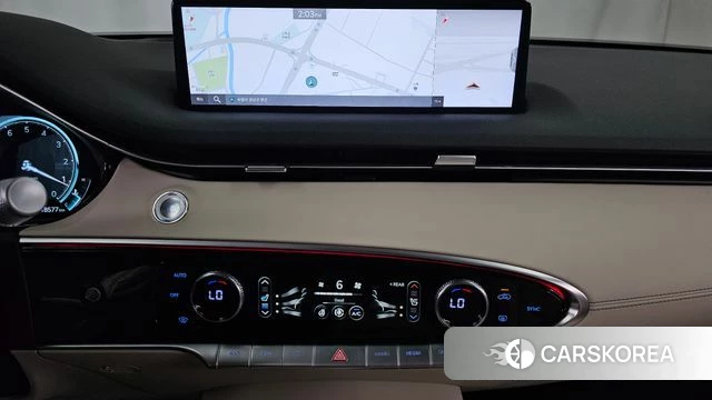 Genesis GV70 2023 Белый из Кореи, фото 5