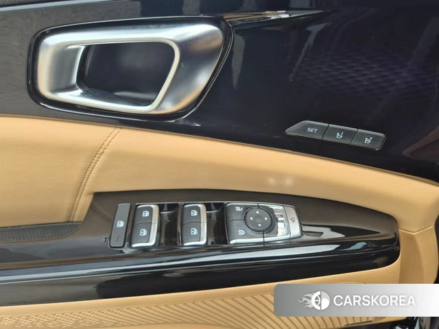 Kia Carnival 4th generation 2023 Черный из Кореи, фото 5