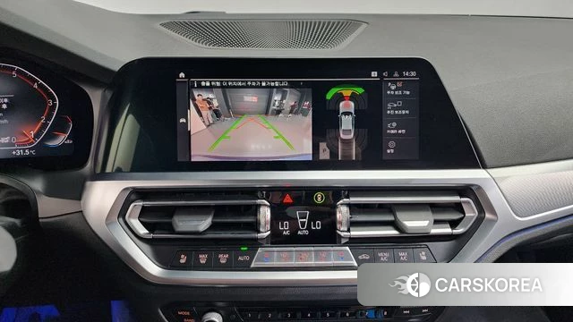 BMW 4 Series (G22) 2023 Светло-серебряный цвет из Кореи, фото 5