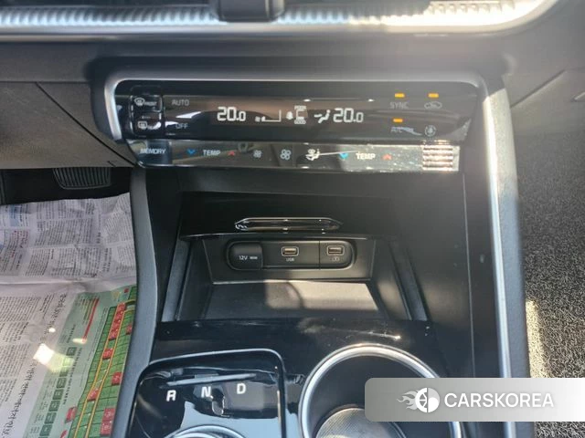 Kia K5 3rd generation 2022 Белый из Кореи, фото 5