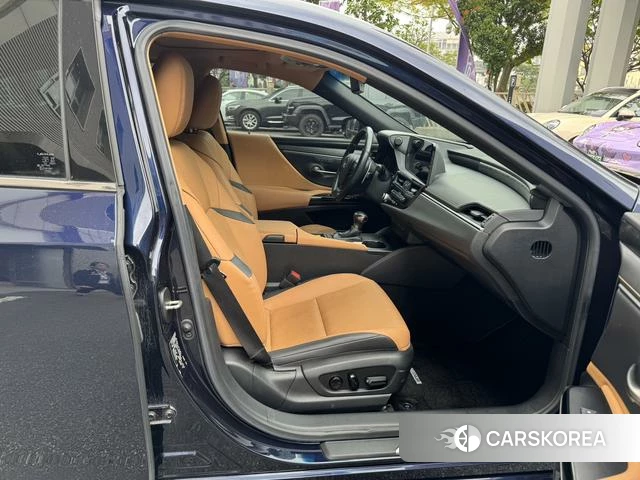 Lexus ES 2022 Синий из Китая, фото 5