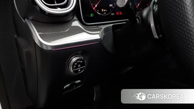 Mercedes-Benz C-Class W206 2025 Белый из Кореи, фото 5