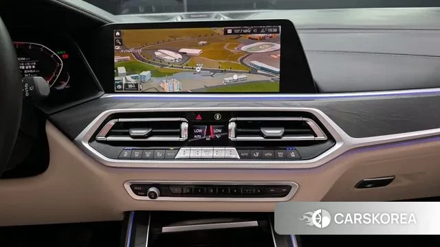 BMW X7 (G07) 2021 Черный из Кореи, фото 5