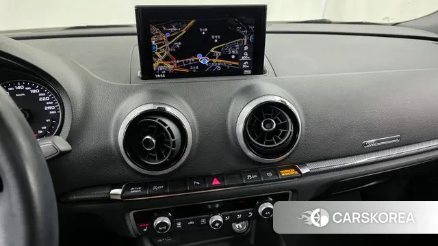 Audi New A3 2018 Черный из Кореи, фото 5