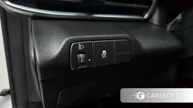Hyundai The New Avante (CN7) 2023 Белый из Кореи, фото 5