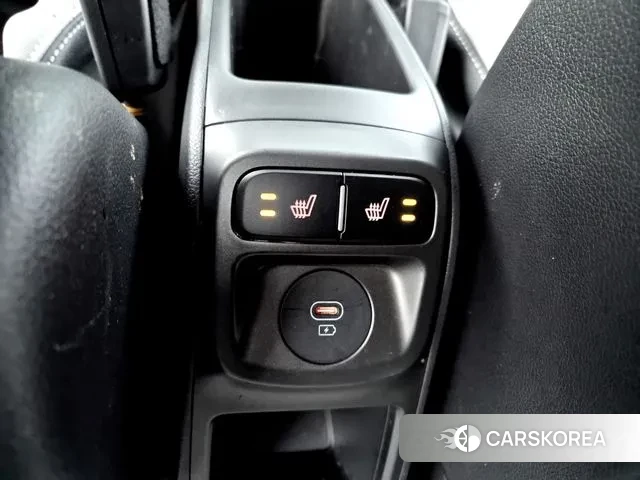 Kia The New Kia Ray 2023 Белый из Кореи, фото 5