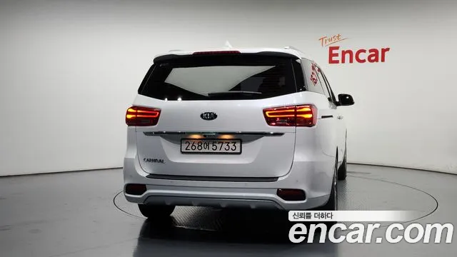 Kia The New Carnival 2020 Белый из Кореи, фото 5