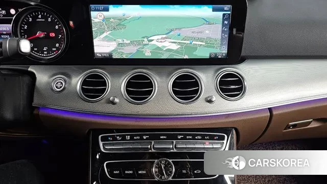 Mercedes-Benz E-Class W213 2019 Черный из Кореи, фото 5