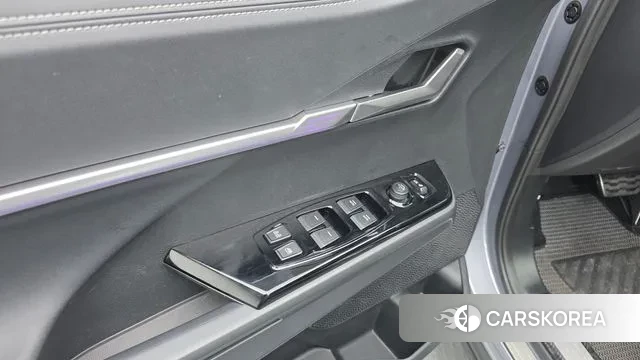 Ssangyong Torres 2022 Серебристо-серый из Кореи, фото 5