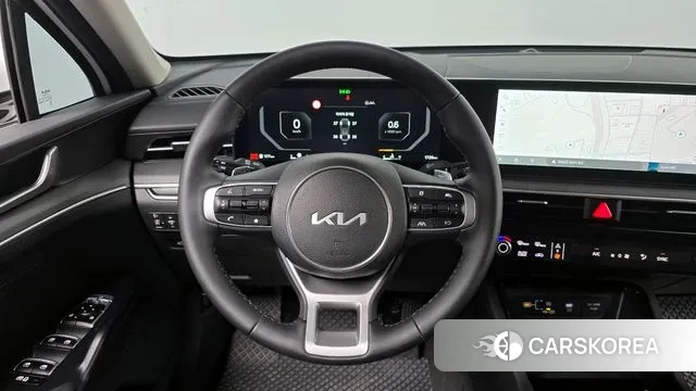 Kia The New K5 3rd generation 2025 Белый из Кореи, фото 5