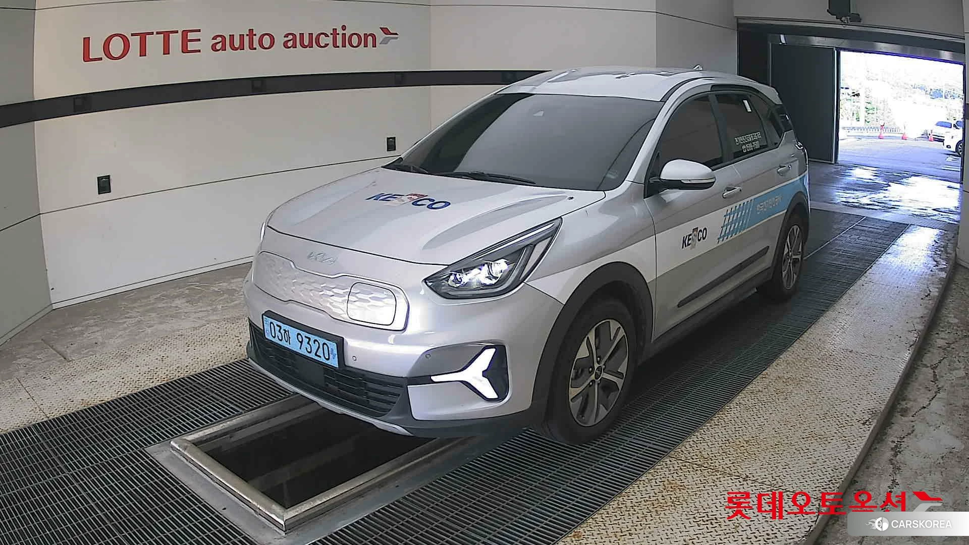 Kia Niro Plus 2023 Sparkling Silver из Кореи, фото 5