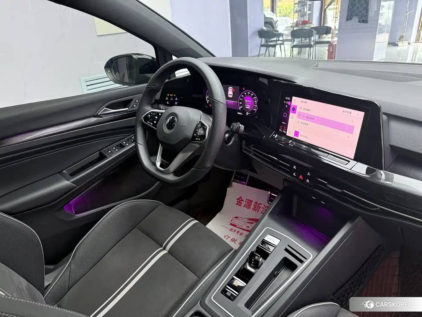 Volkswagen Golf 2024 Silver/gray из Китая, фото 5
