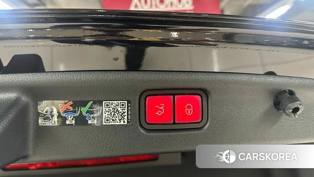 Mercedes-Benz C-Class W206 2024 Черный из Кореи, фото 5