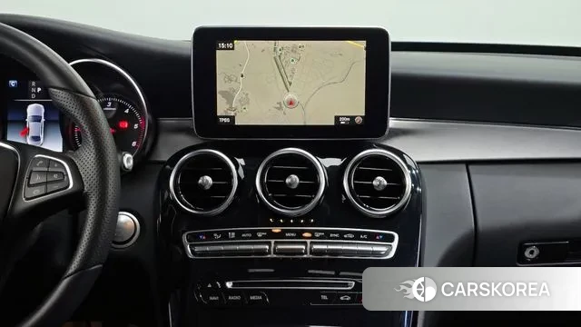 Mercedes-Benz C-Class W205 2018 Белый из Кореи, фото 5