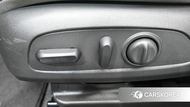 Chevrolet (GM Daewoo) Trax Crossover 2024 Черный из Кореи, фото 5