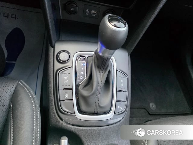 Hyundai Kona 2019 Белый из Кореи, фото 5
