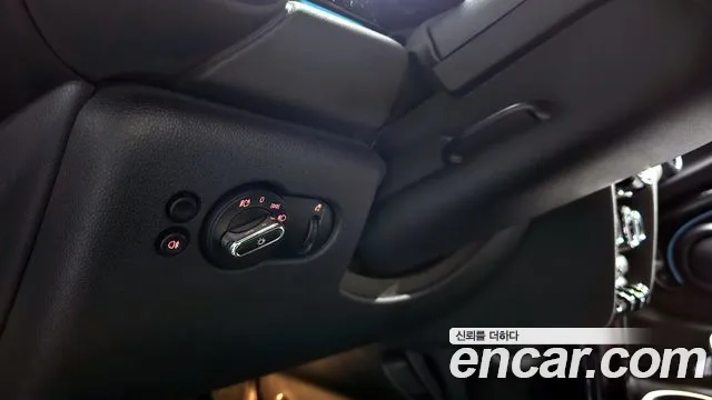 Mini Cooper Electric 2022 Серебристо-серый из Кореи, фото 5