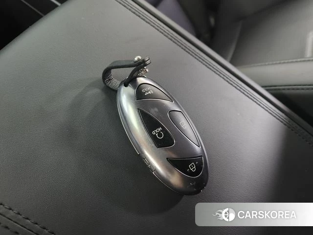 Hyundai Santa Fe (MX5) 2025 Белый из Кореи, фото 5