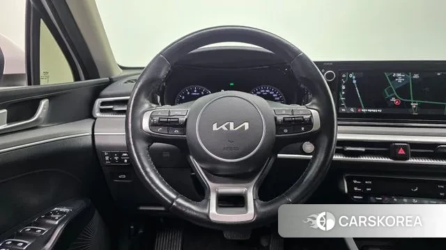 Kia K5 3rd generation 2022 Белый из Кореи, фото 5
