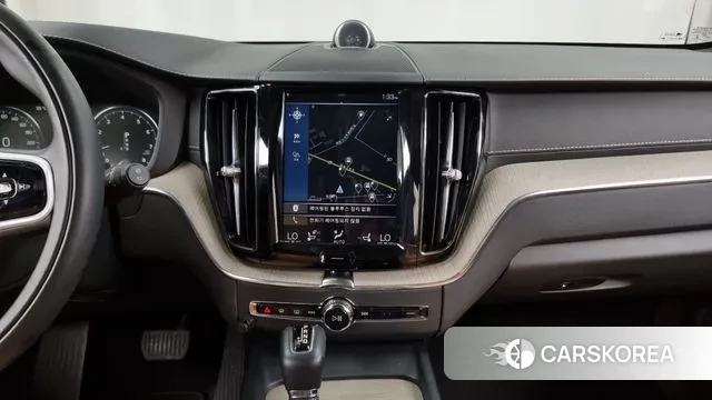 Volvo XC60 second Generation 2018 Серый из Кореи, фото 5
