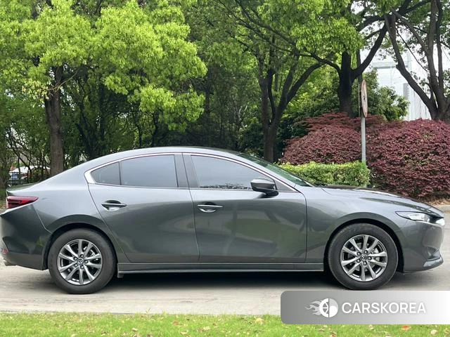 Mazda 3 Angkesaila 2021 Темно-серый из Китая, фото 5