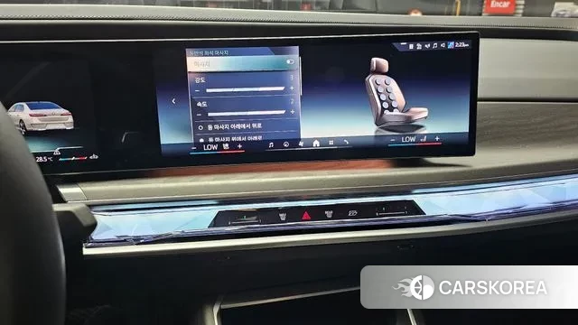 BMW 7 Series (G70) 2023 Белый из Кореи, фото 5