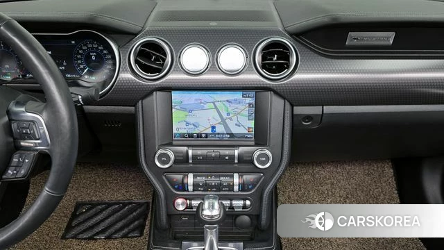 Ford Mustang 2022 Белый из Кореи, фото 5