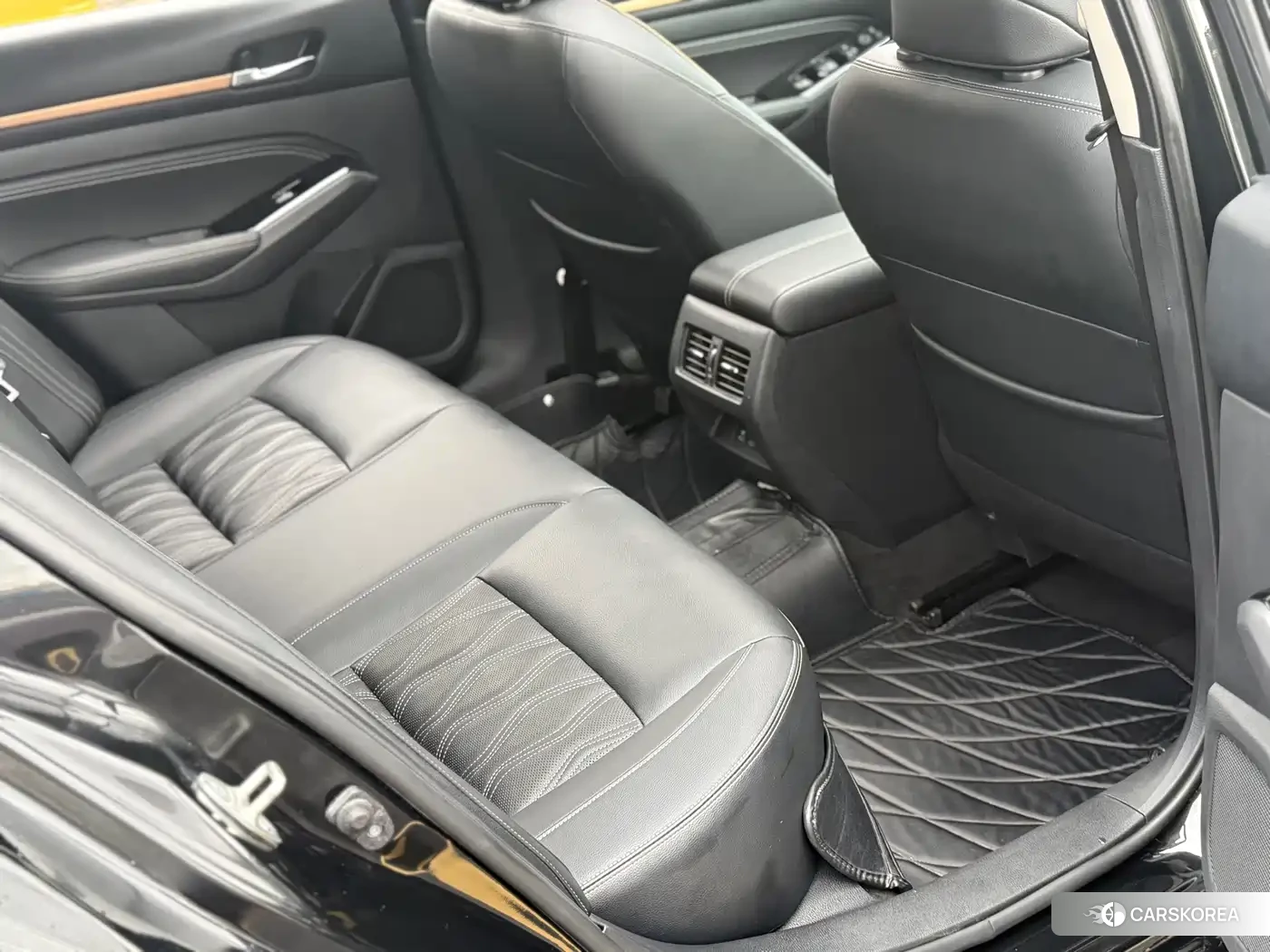 Nissan Altima 2025 Черный из Китая, фото 5
