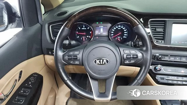 Kia The New Carnival 2019 Белый из Кореи, фото 5