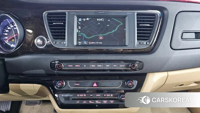 Kia The New Carnival 2019 Белый из Кореи, фото 5