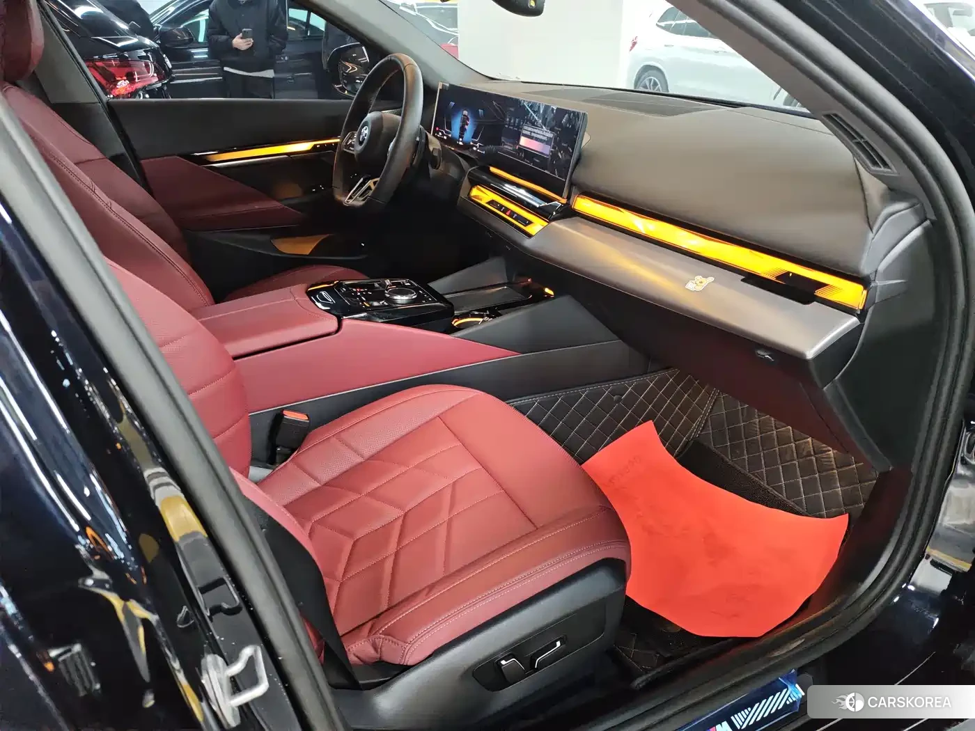 BMW 5 series 2025 Черный из Китая, фото 5