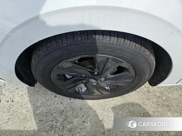 Hyundai Avante (CN7) 2022 Белый из Кореи, фото 5