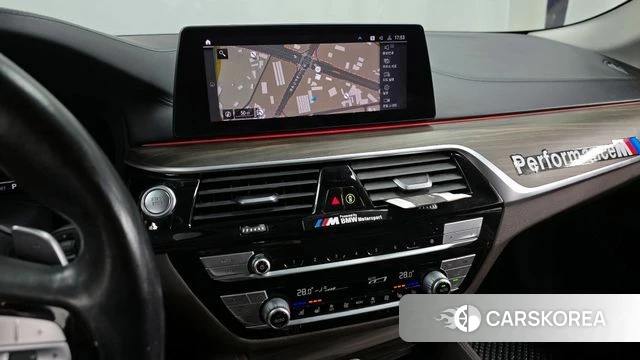 BMW 5 Series (G30) 2020 Синий из Кореи, фото 5