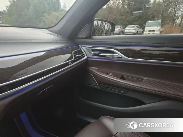 BMW 7 Series (G11) 2020 Черный из Кореи, фото 5