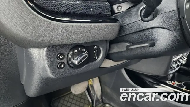 Mini Cooper Clubman 2020 Зеленый из Кореи, фото 5